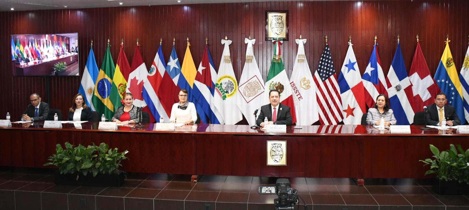 1er Diplomado "Administración y Docencia en los Servicios de Enfermería"